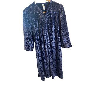 Simply Basic Sleepwear Blue Crushed Velvet Floral Full Zip Dressing Gown SZ S